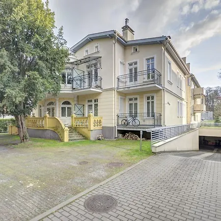 Dom & House - Beach Daire Sopot